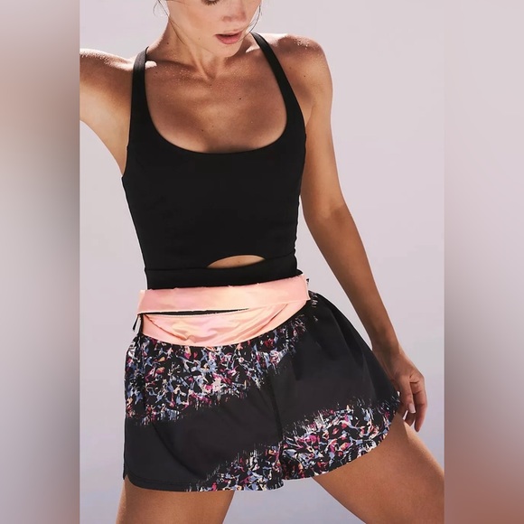 Free People Slim fold Runner Bag - Picture 1 of 10